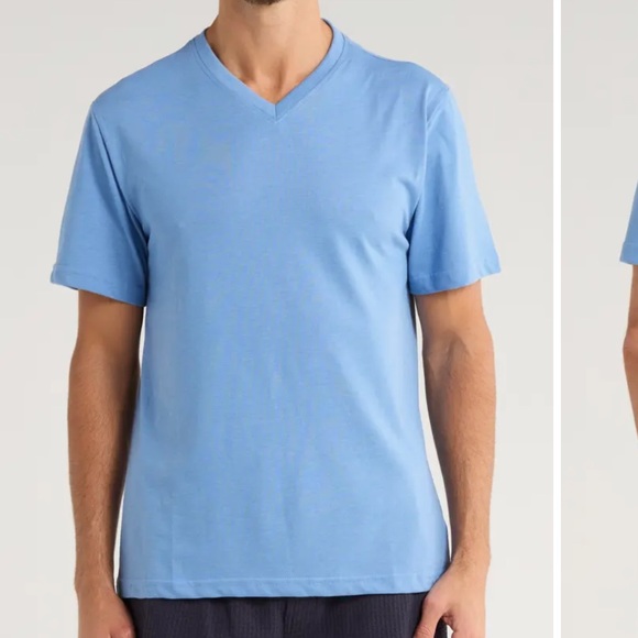 Majestic Other - Majestic International Grecians V-Neck Knit T-Shirt - Large